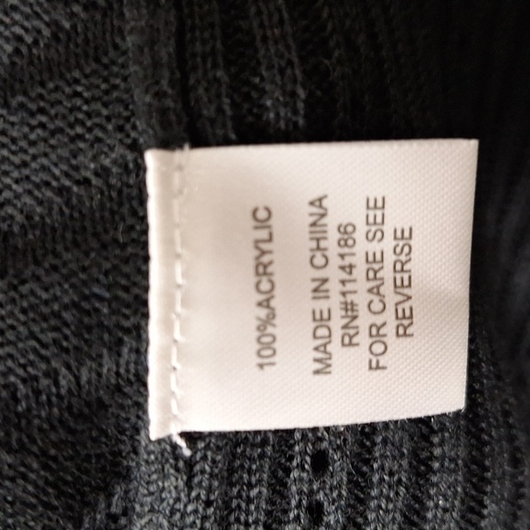 Hannah Black Whimsigoth Open Knit Long Sleeve Pullover Hi-Low Sweater Size M - Picture 12 of 12